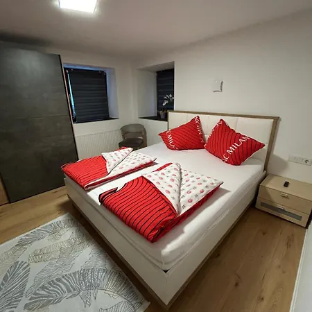 Simple And Modest * Schönwies